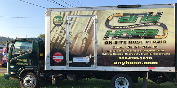 24 / 7 on-site mobile hose service